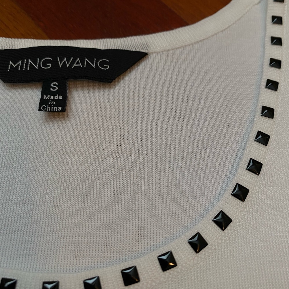 Ming Wang Embellished Sleeveless Knit White Tank Top